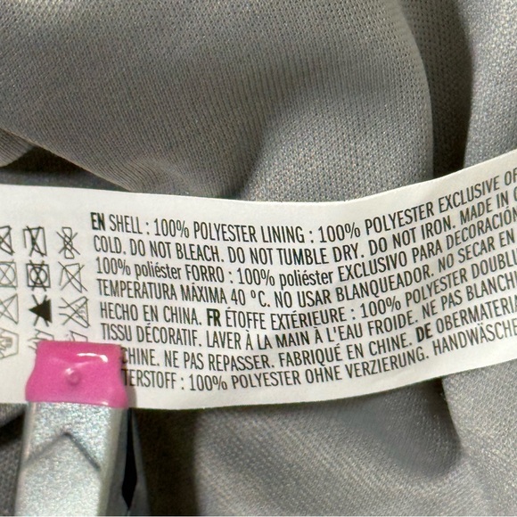 Endless Rose Metallic Sequin Blouse - Picture 9 of 11